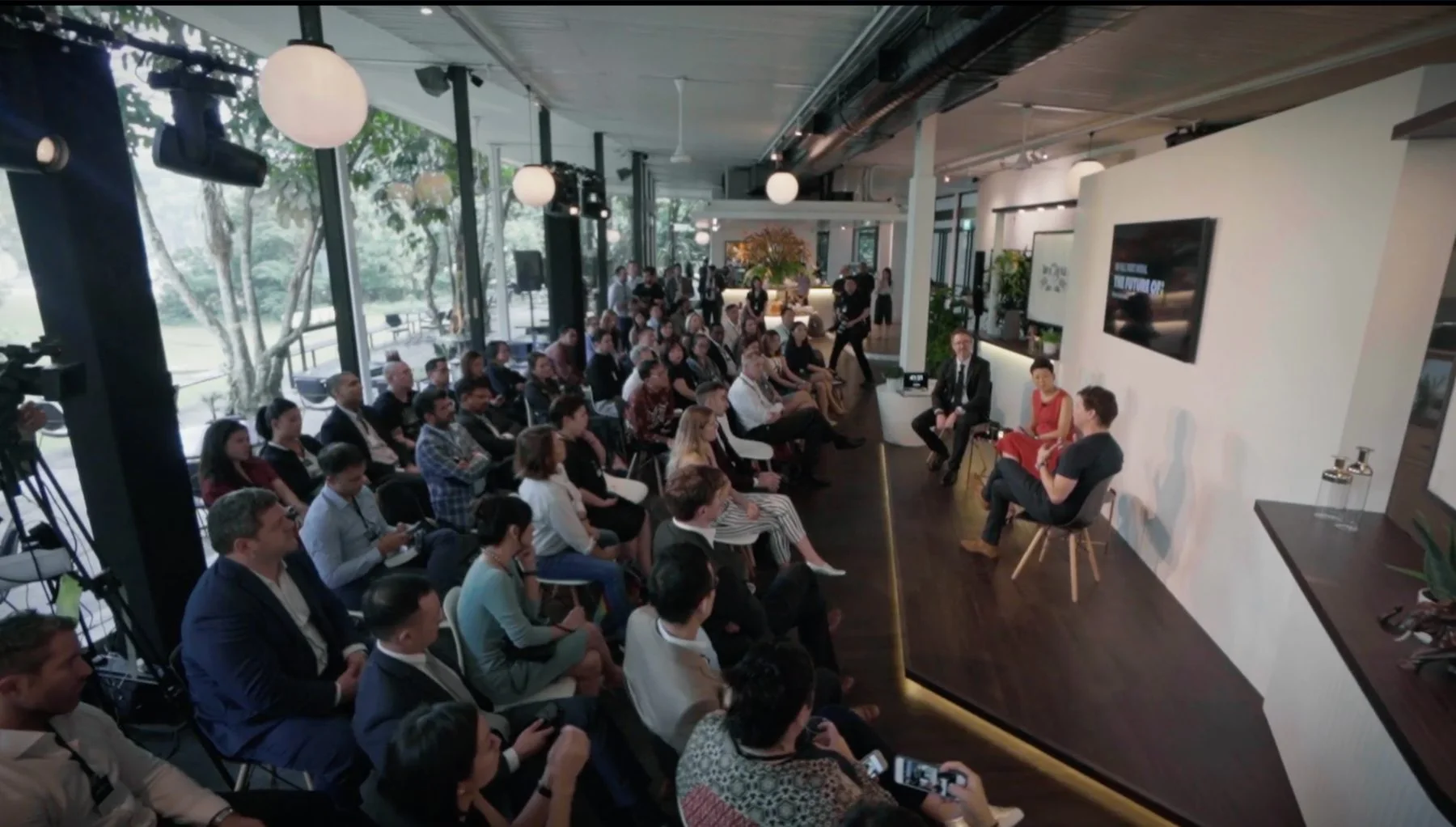 Audience attending an editorial session